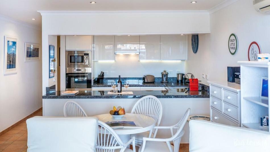 Hagen Apartamento Playa La Arena Puerto de Santiago  Dış mekan fotoğraf